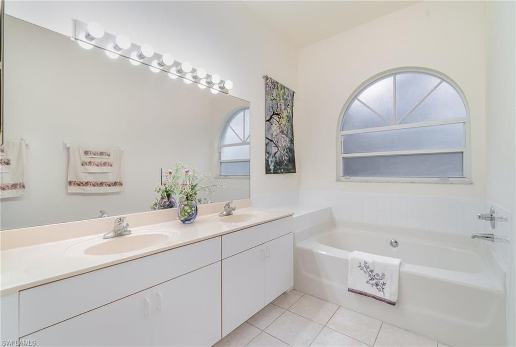 26394 Clarkston Dr, Bonita Springs, FL 34135 Photo