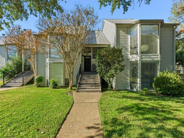 107 World Of Tennis SQ, Lakeway, TX 78738