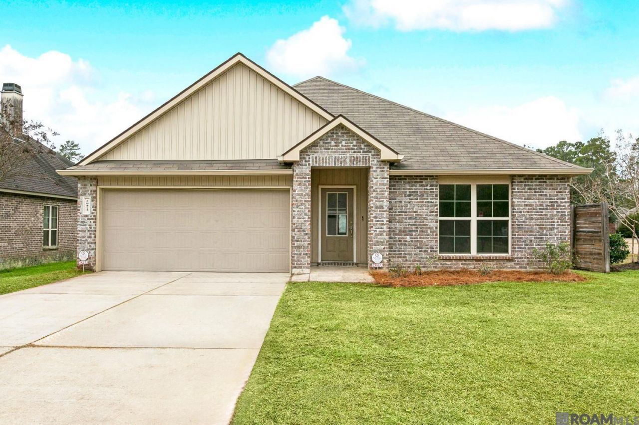 28473 Evangeline Ln, Albany, LA 70711 Main Photo