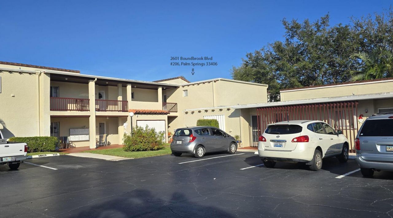 2601 Boundbrook Boulevard, Unit 206, Palm Springs, FL 33406 Photo
