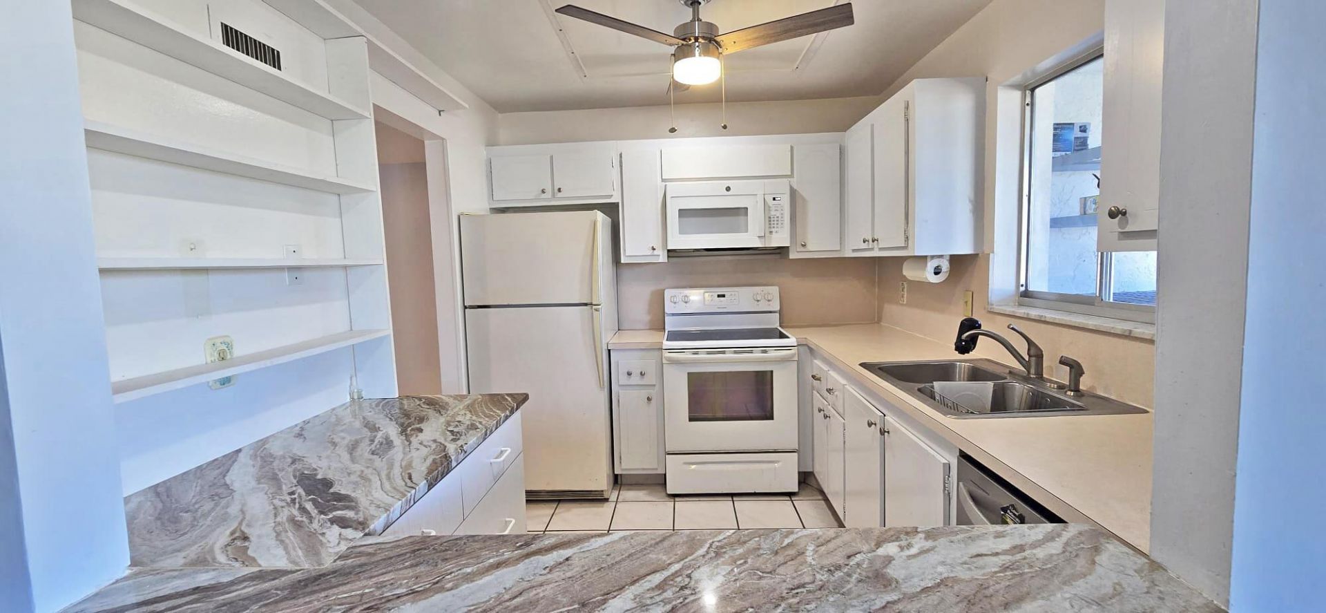 2601 Boundbrook Boulevard, Unit 206, Palm Springs, FL 33406 Photo