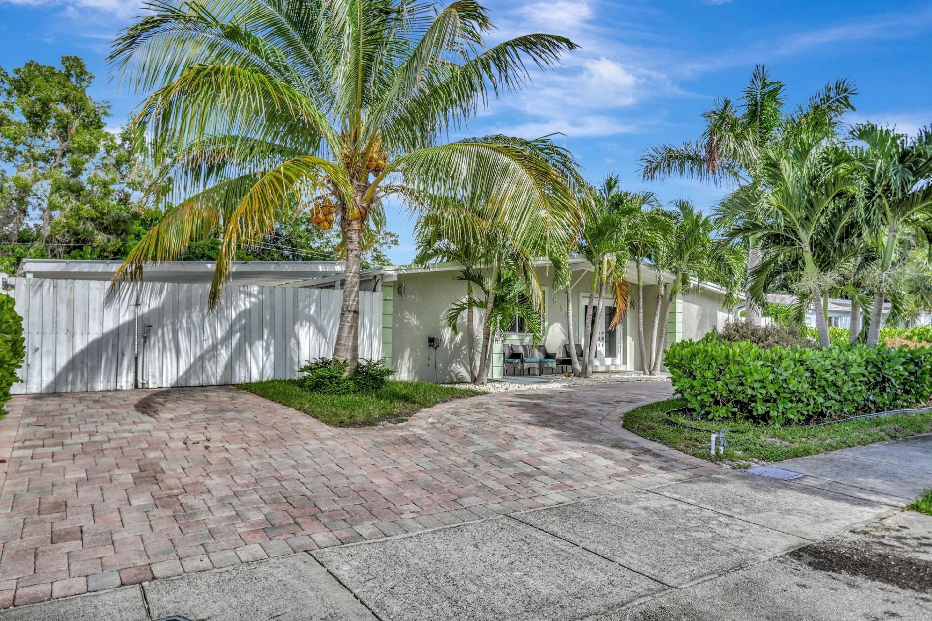 5332 NE 15th Ave, Pompano Beach, FL 33064 Photo