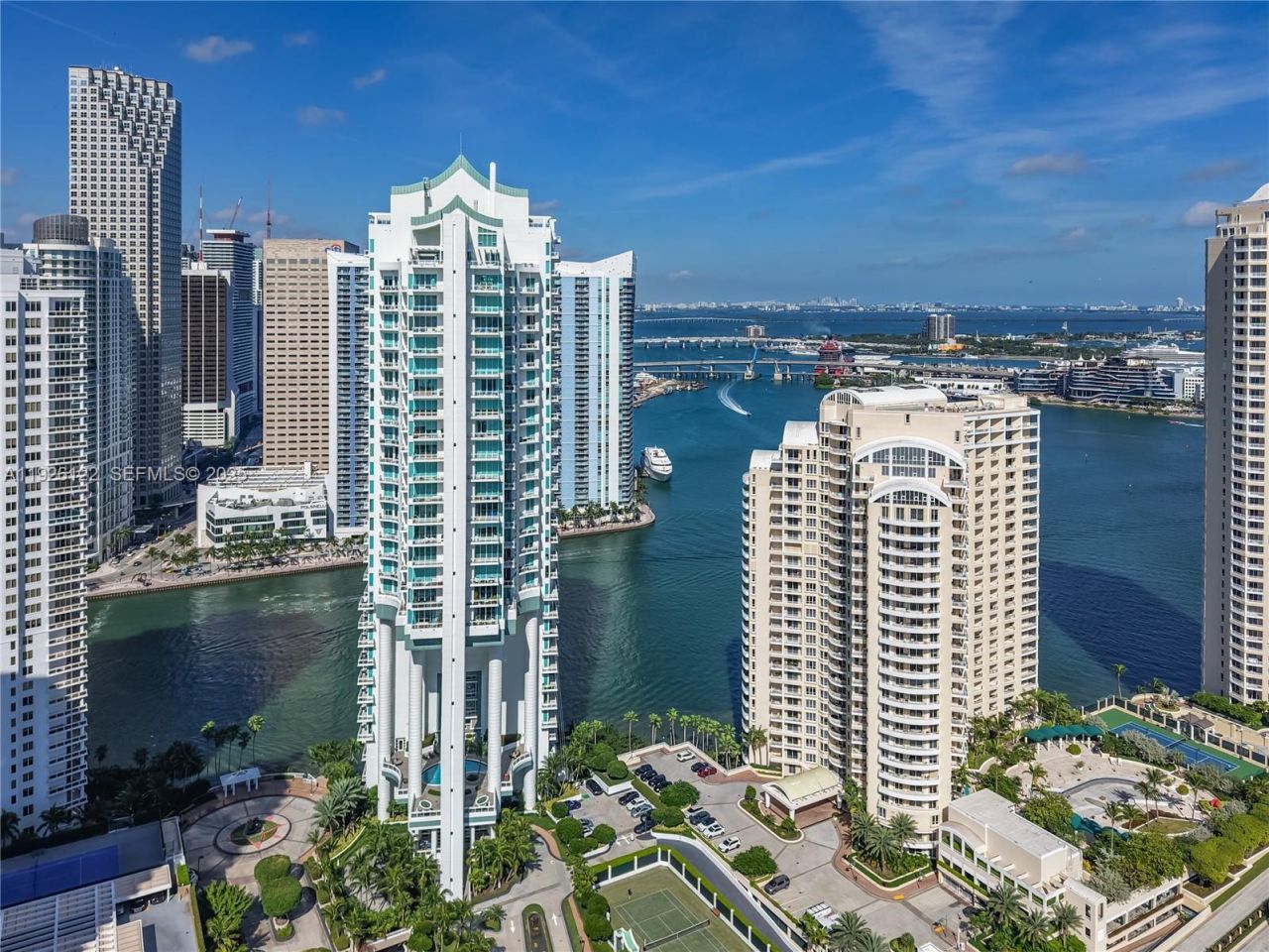 900 Brickell Key Blvd, Unit 803, Miami, FL 33131 Photo