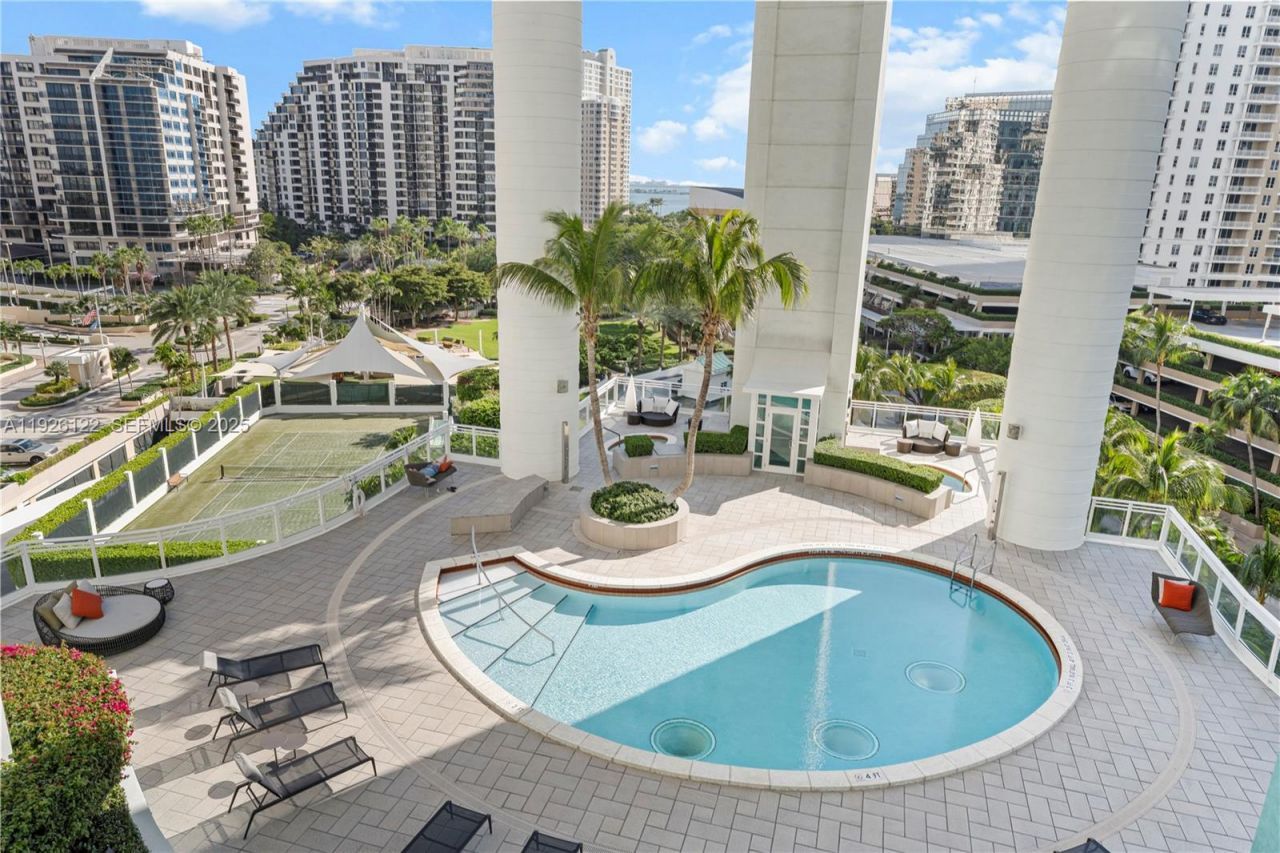 900 Brickell Key Blvd, Unit 803, Miami, FL 33131 Photo
