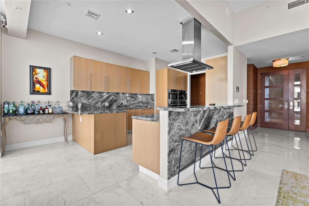 900 Brickell Key Blvd, Unit 803, Miami, FL 33131 Photo