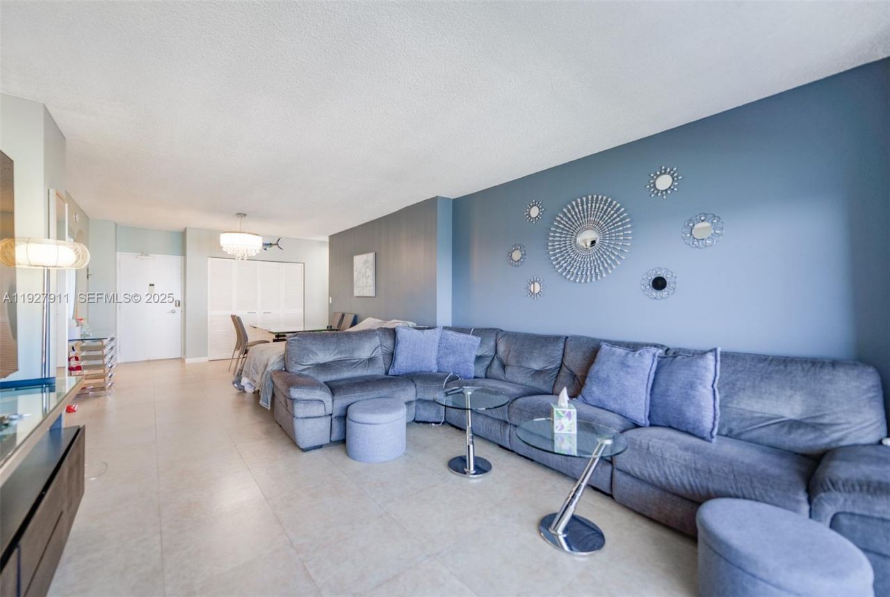 1950 S Ocean Dr, Unit 20D, Hallandale Beach, FL 33009 Photo