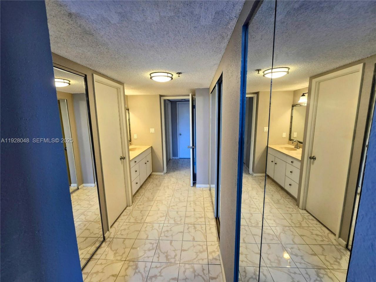 20505 E Country Club Dr, Unit 138, Aventura, FL 33180 Photo
