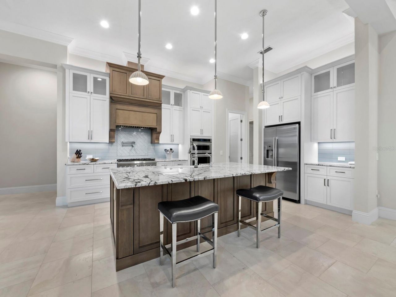 3525 Founders Club Drive, Sarasota, FL 34240 Photo