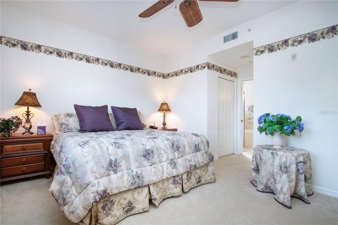 5300 Hyland Hills Avenue, Unit U2016, Sarasota, FL 34241 Photo