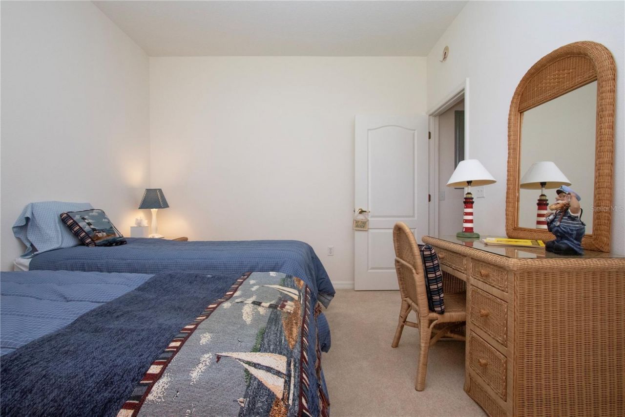 5300 Hyland Hills Avenue, Unit U2016, Sarasota, FL 34241 Photo