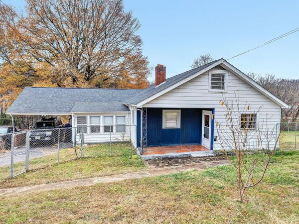 1414 DANIELS CREEK RD , Collinsville, VA 24078