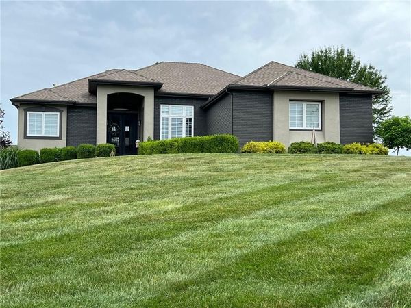 14822 Reynolds Road, Liberty, MO 64068