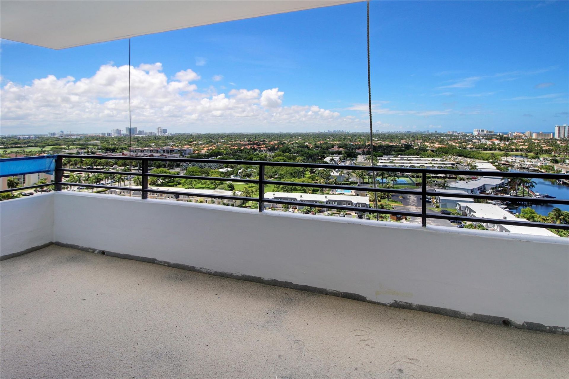 2500 Parkview Drive, Unit 1710, Hallandale Beach, FL 33009 Photo