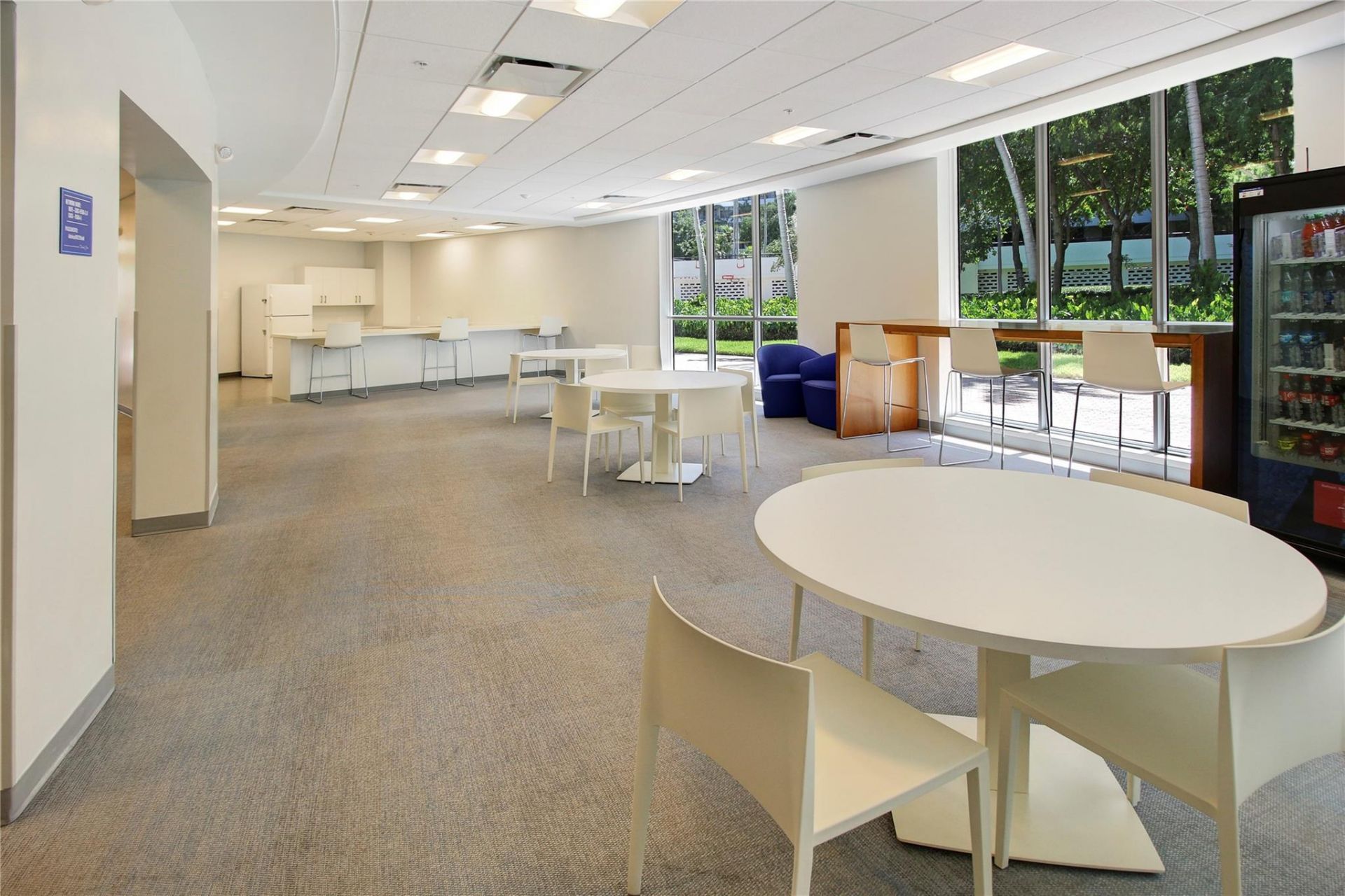 2500 Parkview Drive, Unit 1710, Hallandale Beach, FL 33009 Photo