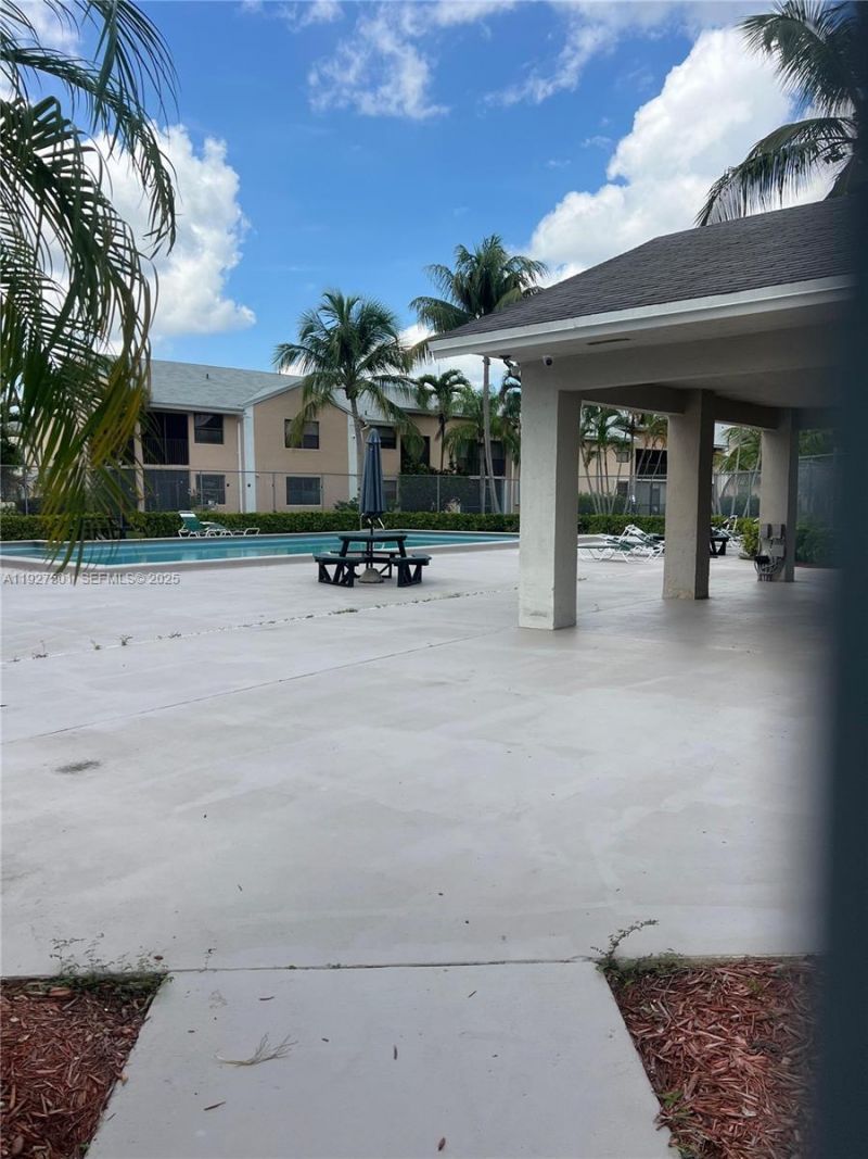805 N Franklin Ave, Unit 805D, Homestead, FL 33034 Photo