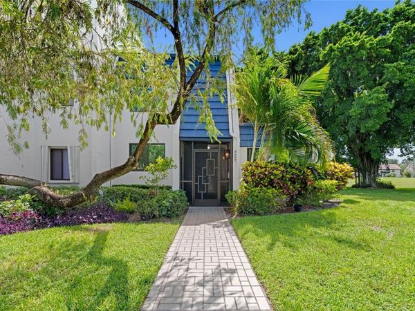 4469 LUXEMBURG COURT, LAKE WORTH, FL 33467