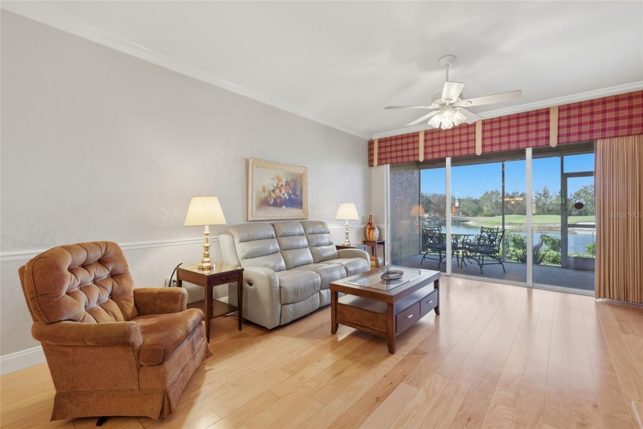 8422 Wethersfield Run, Unit 104, Lakewood Ranch, FL 34202 Photo