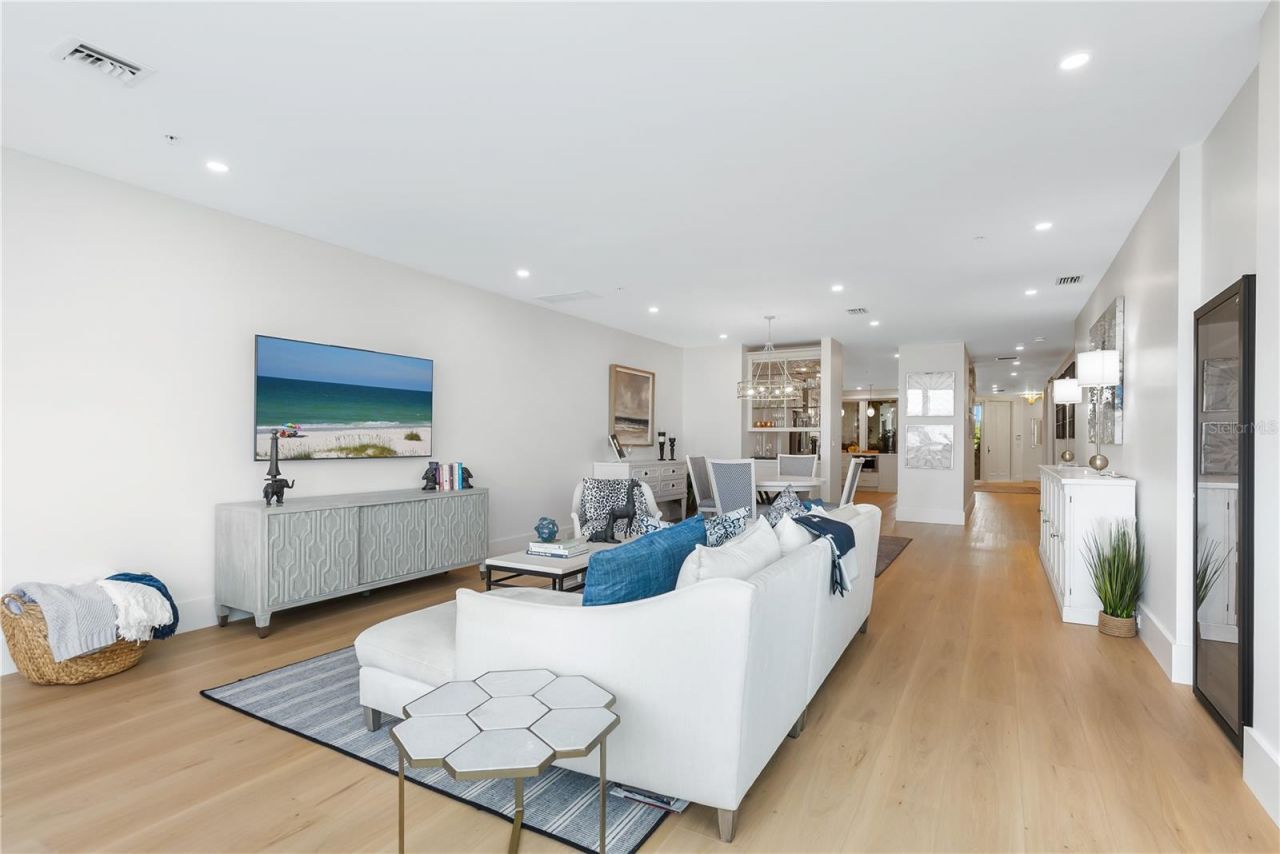 340 Gulf Of Mexico Drive, Unit 115, Longboat Key, FL 34228 Photo