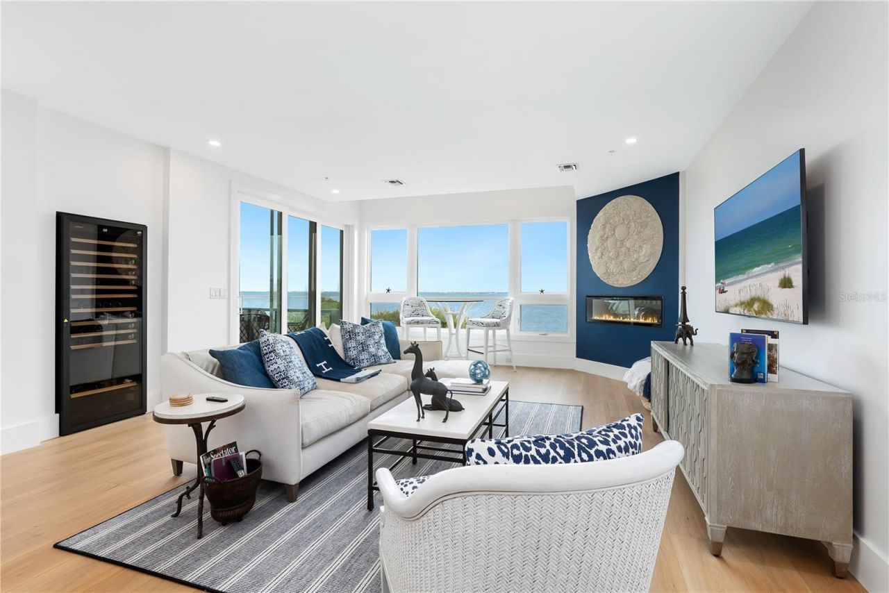 340 Gulf Of Mexico Drive, Unit 115, Longboat Key, FL 34228 Photo