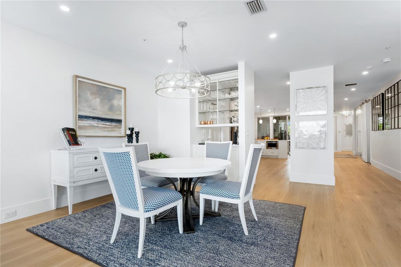 340 Gulf Of Mexico Drive, Unit 115, Longboat Key, FL 34228 Photo