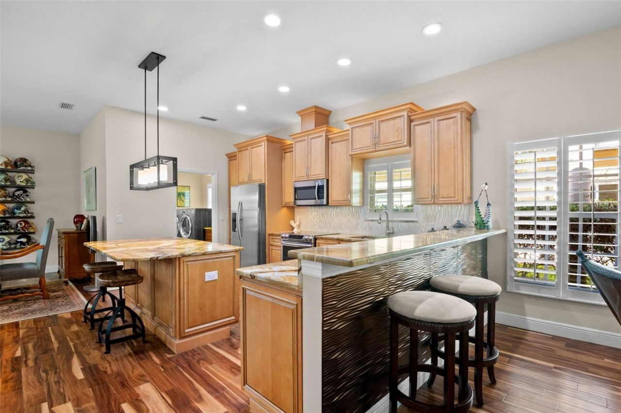 3045 Crest Drive, Clearwater, FL 33759 Photo