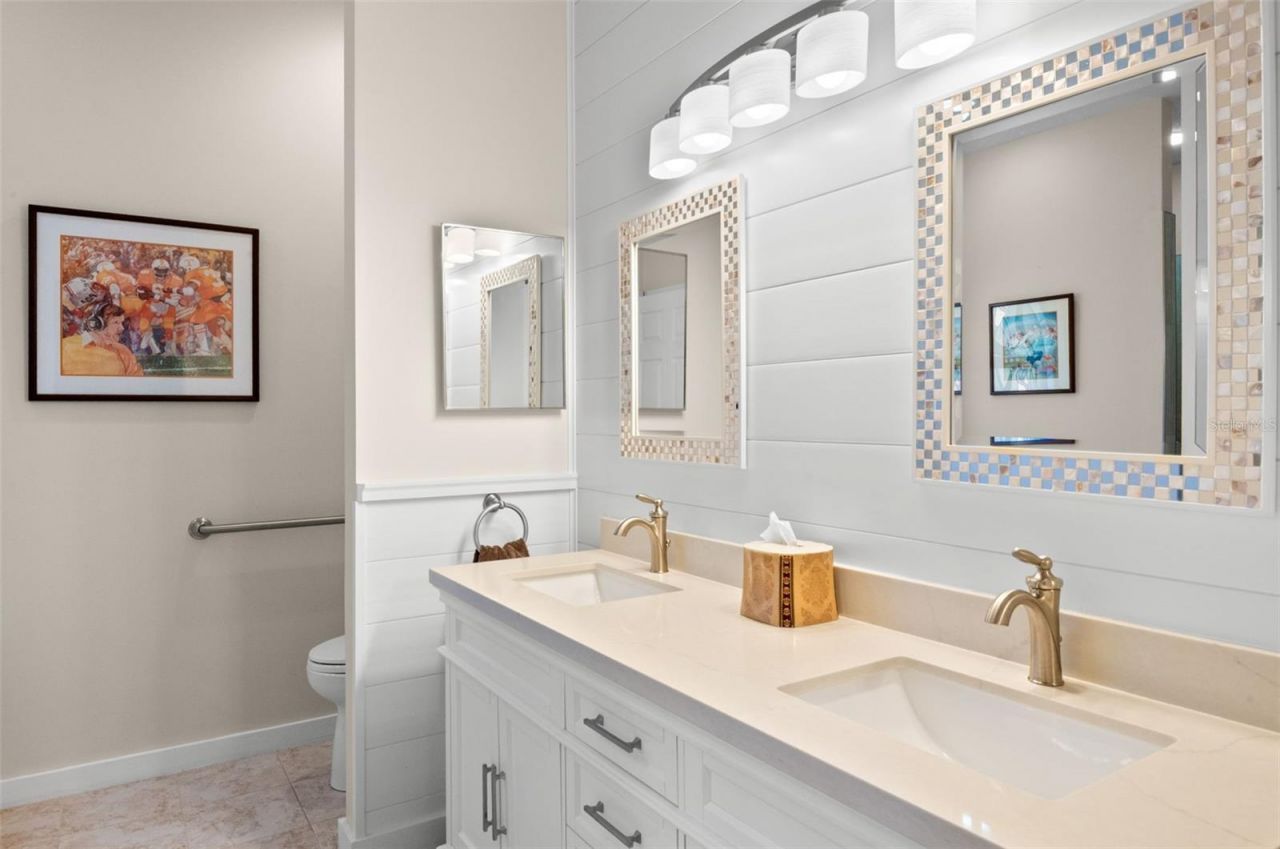 3045 Crest Drive, Clearwater, FL 33759 Photo