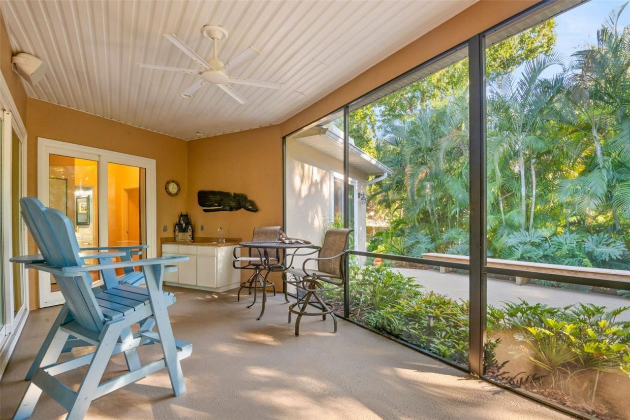 3045 Crest Drive, Clearwater, FL 33759 Photo