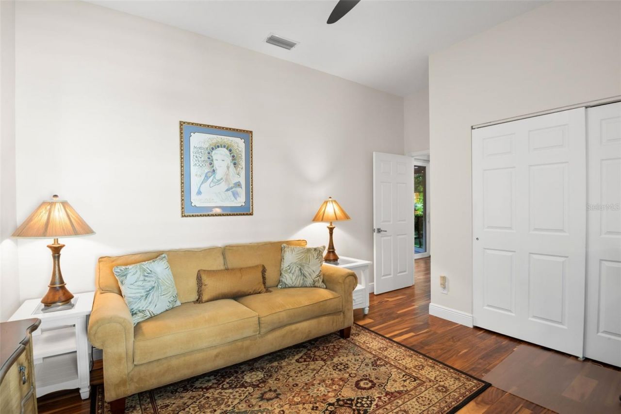 3045 Crest Drive, Clearwater, FL 33759 Photo