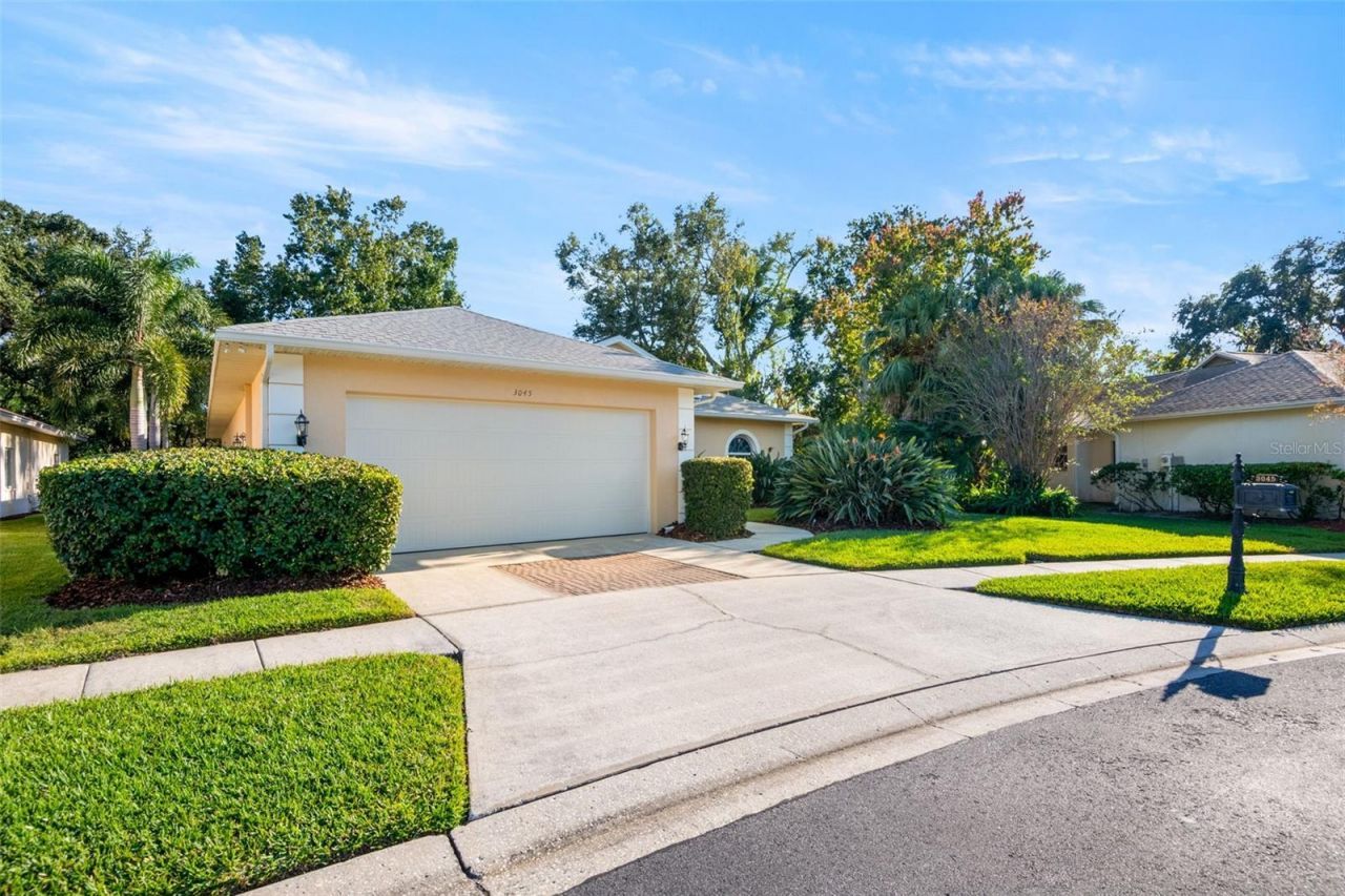 3045 Crest Drive, Clearwater, FL 33759 Photo