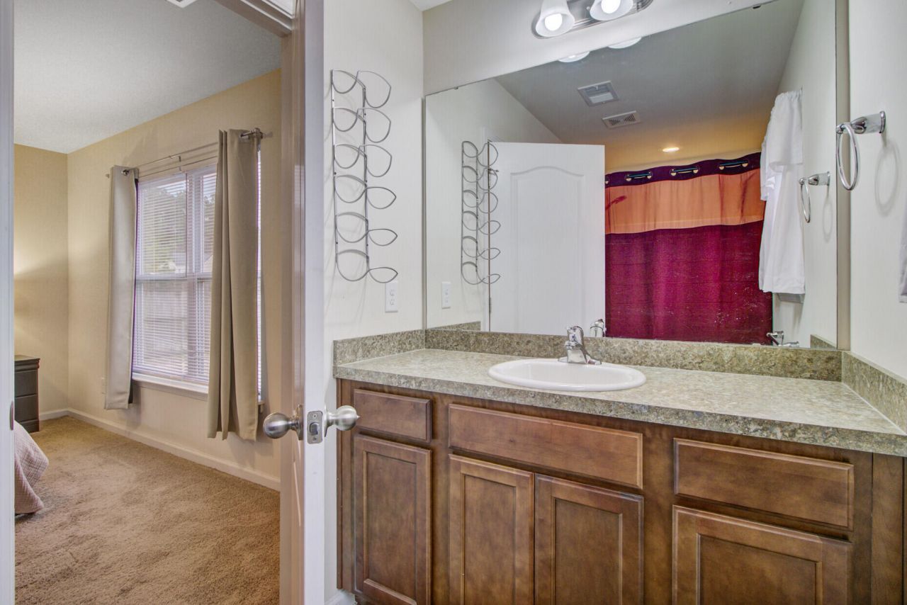 107 Brittondale Road Photo 15