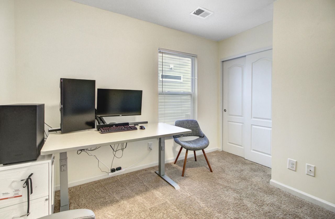 107 Brittondale Road Photo 18