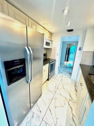 101 Briny Avenue, Unit 401, Pompano Beach, FL 33062 Photo