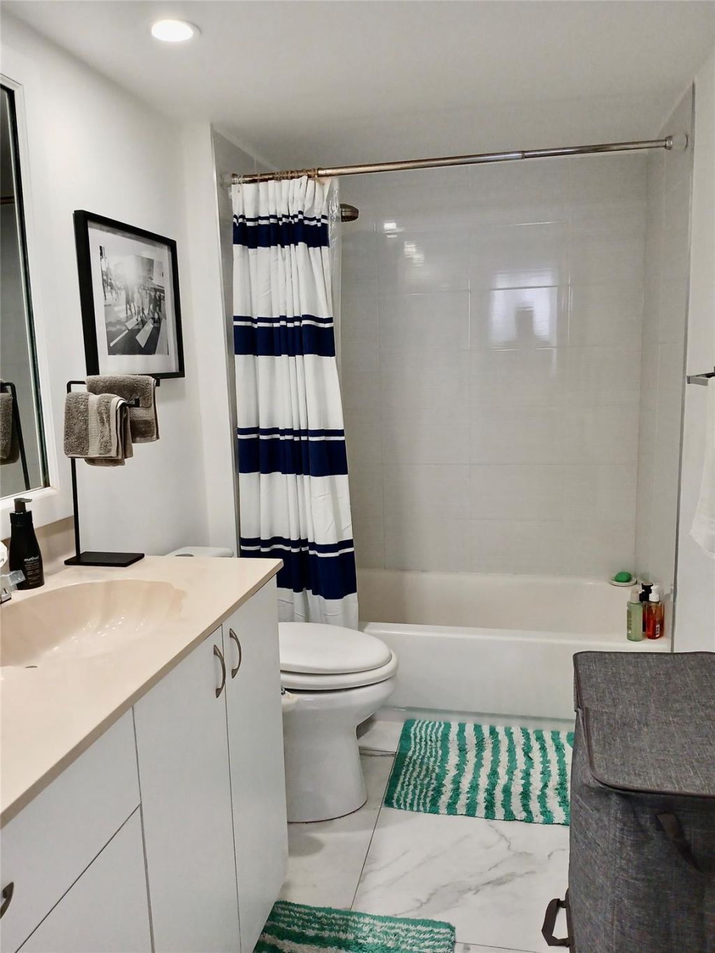 101 Briny Avenue, Unit 401, Pompano Beach, FL 33062 Photo