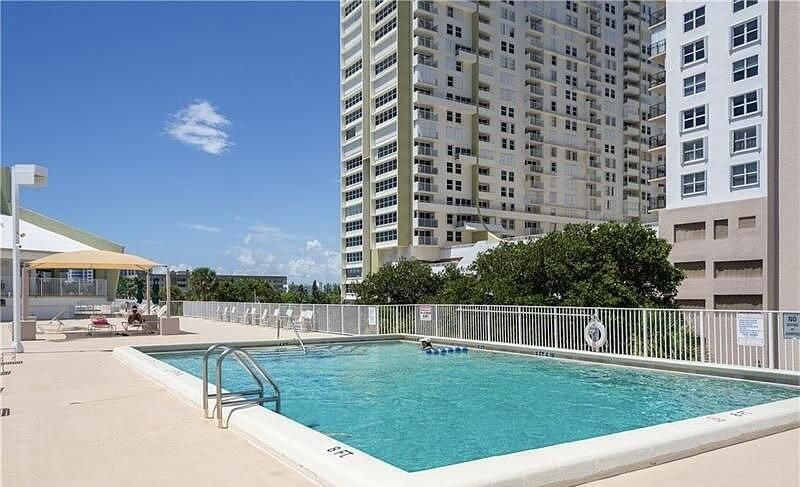 101 Briny Avenue, Unit 401, Pompano Beach, FL 33062 Photo
