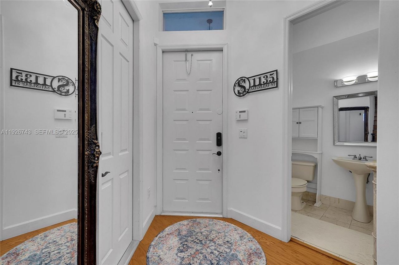 1135 Satinleaf St, Hollywood, FL 33019 Photo