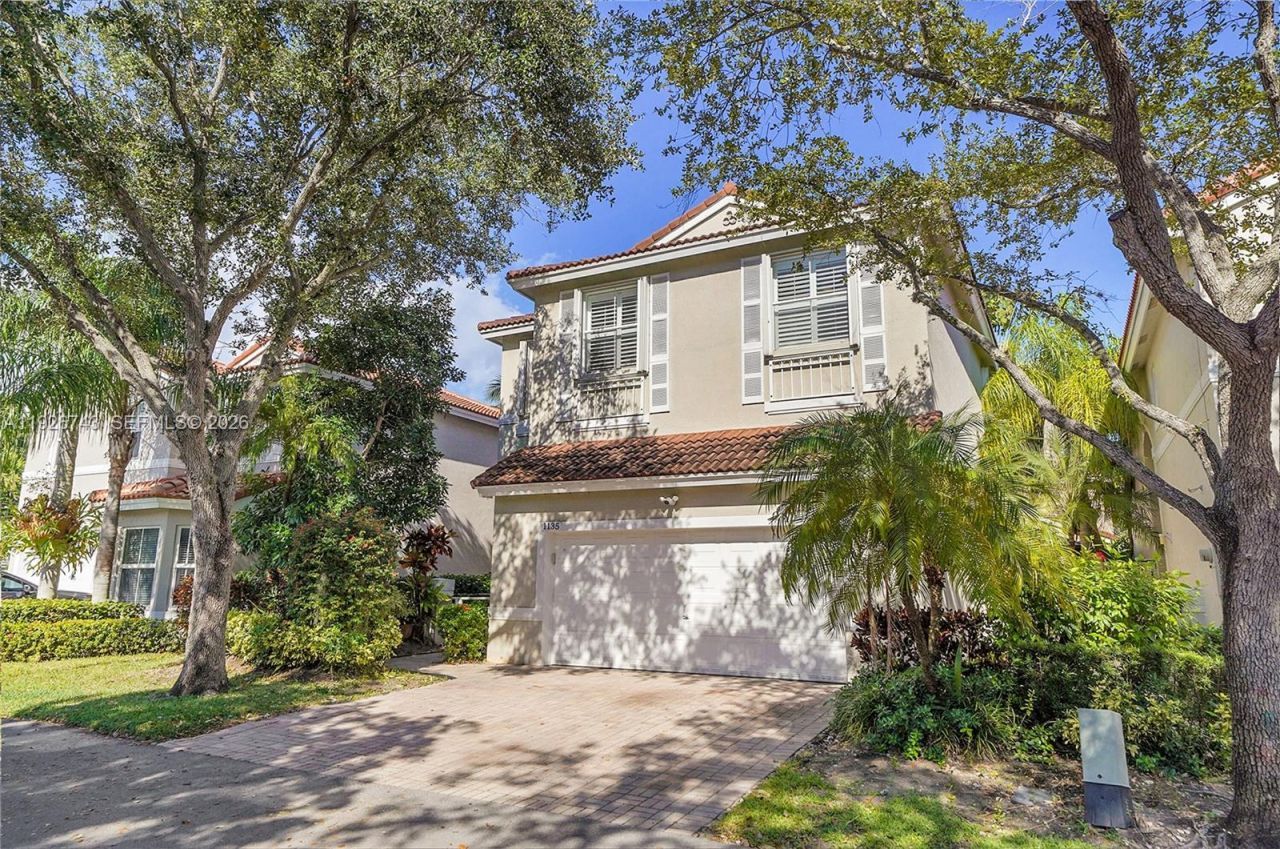 1135 Satinleaf St, Hollywood, FL 33019 Photo
