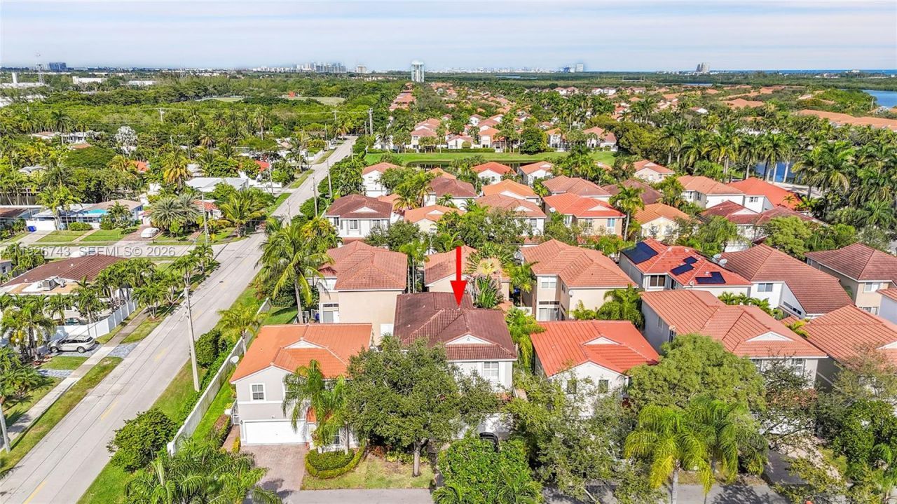 1135 Satinleaf St, Hollywood, FL 33019 Photo
