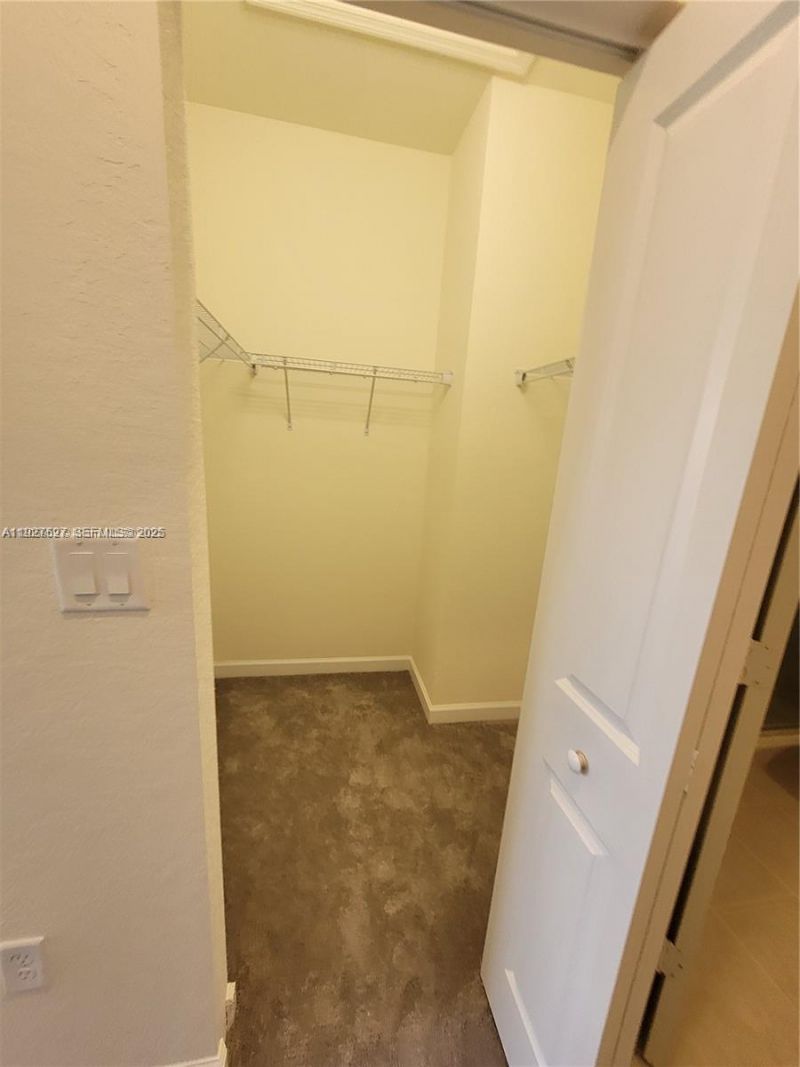 11125 W 33rd Ct, Hialeah, FL 33018 Photo