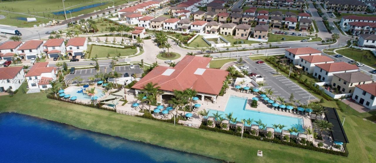 11125 W 33rd Ct, Hialeah, FL 33018 Photo