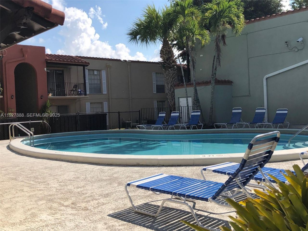 10744 N Kendall Dr, Unit M-16, Miami, FL 33176 Photo