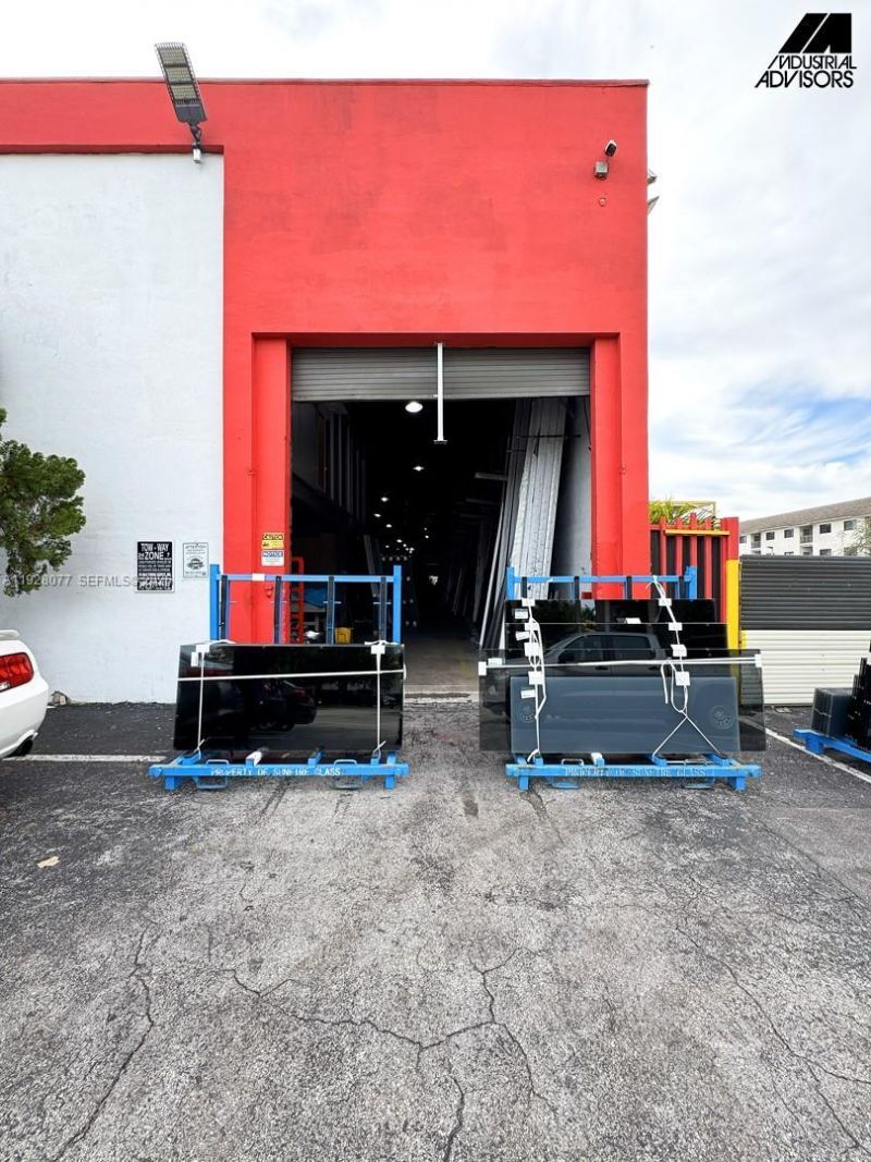 290 W 78th Rd, Hialeah, FL 33014 Photo