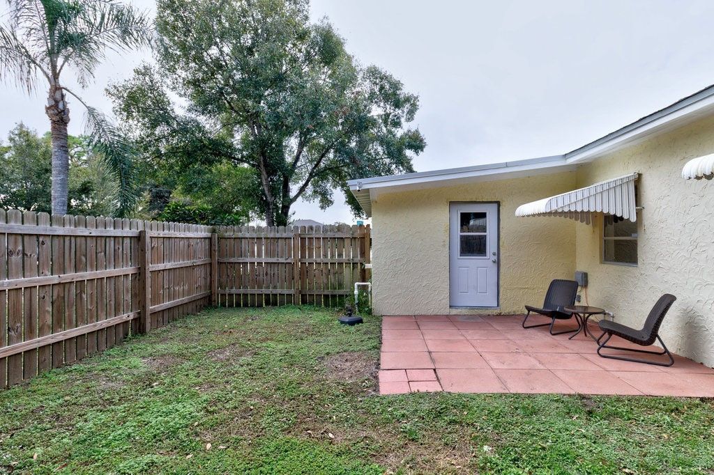 495 Easy Street, Sebastian, FL 32958 Photo