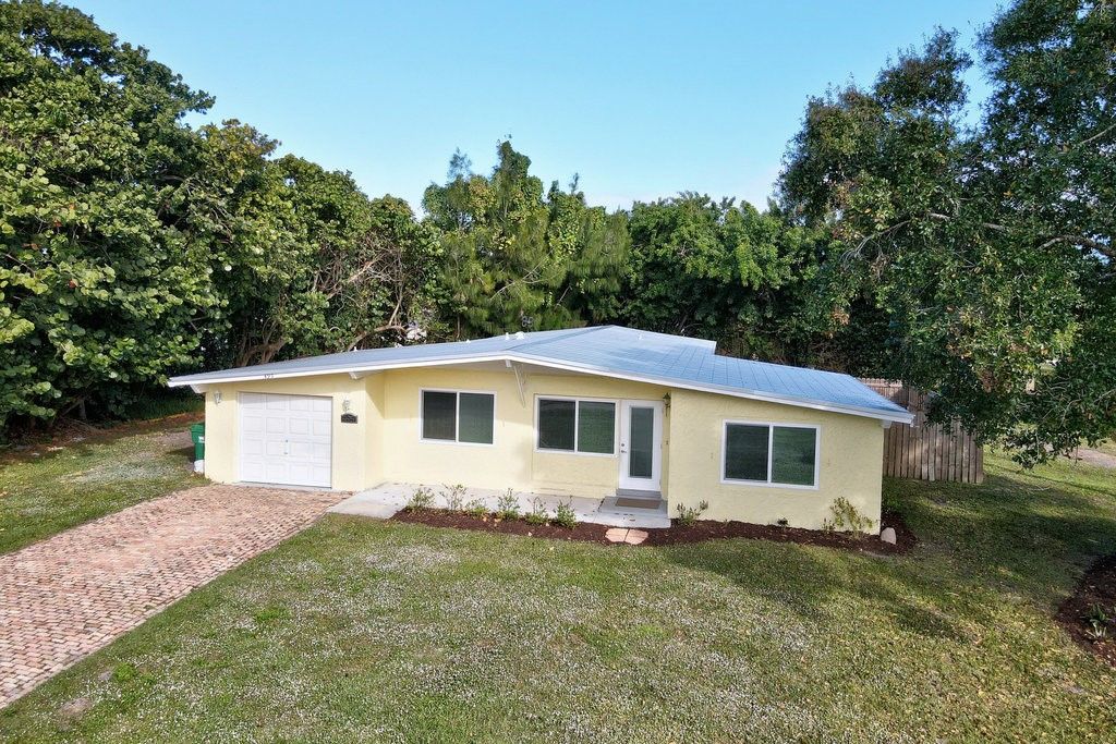 495 Easy Street, Sebastian, FL 32958 Photo