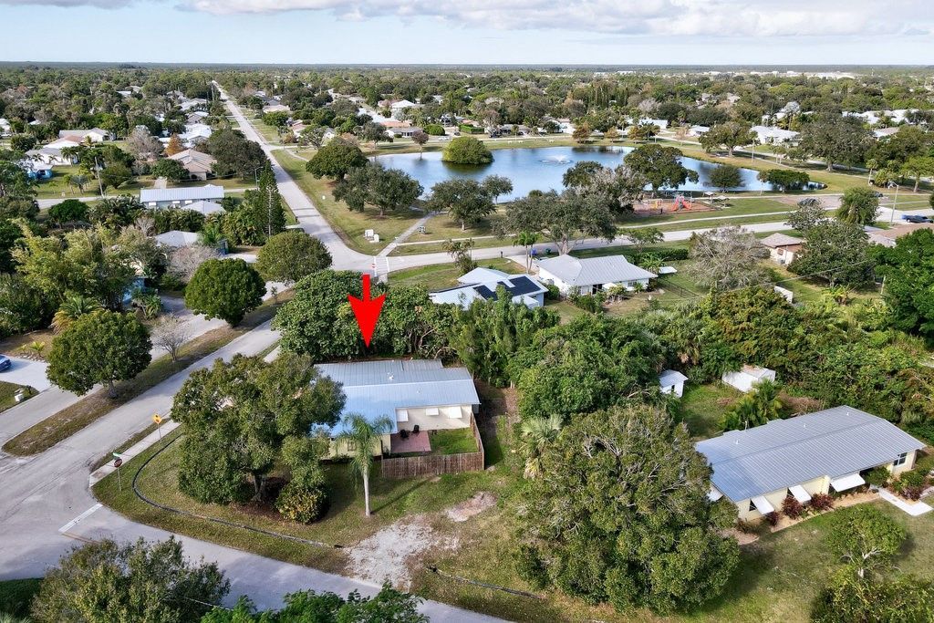 495 Easy Street, Sebastian, FL 32958 Photo
