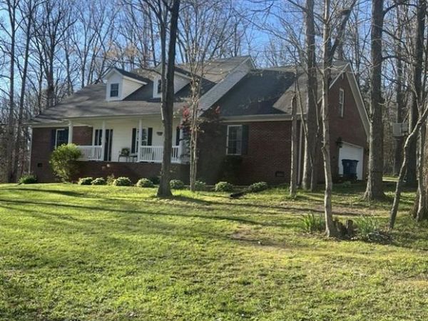 500 Bratcher Road , Bowling Green, KY 42101