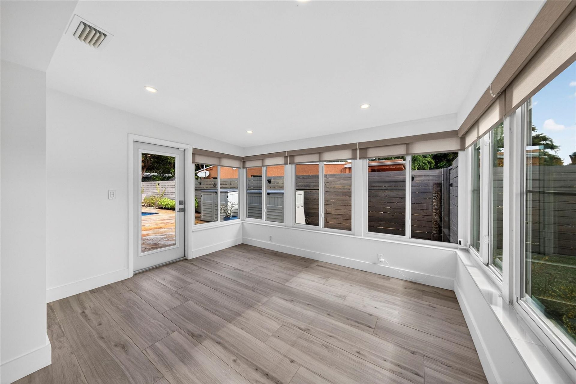 1763 NE 15th Street, Fort Lauderdale, FL 33304 Photo