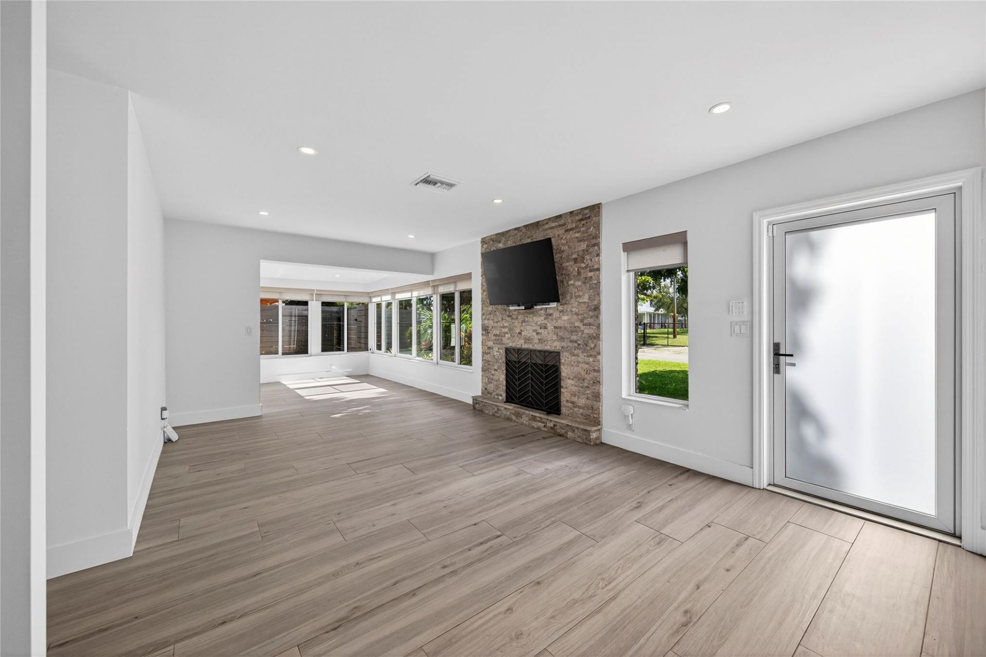 1763 NE 15th Street, Fort Lauderdale, FL 33304 Photo