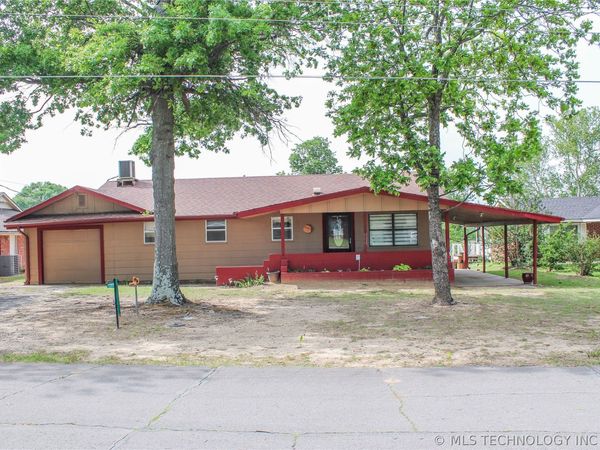 417082 E 1143 Road, Checotah, OK 74426