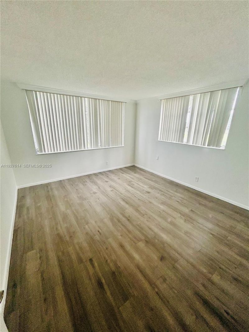 3100 W Rolling Hills Cir, Unit 310, Davie, FL 33328 Photo