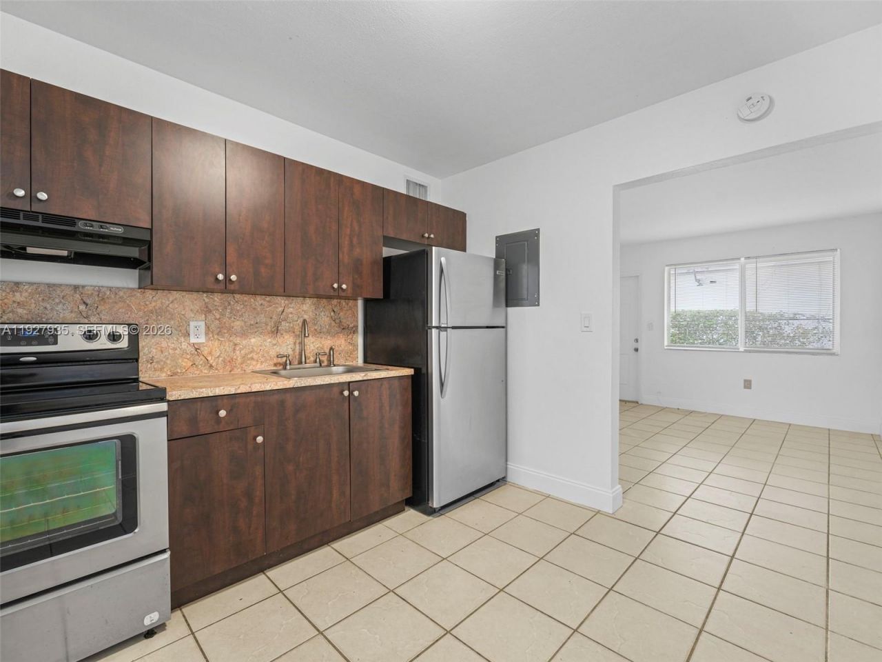 1460 NW 52nd St, Unit FRONT, Miami, FL 33142 Photo